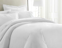 ienjoy Home Collection Soft Brushed Microfiber Duvet Cover Set, Full/Queen, White- NEW IN BAG!!!