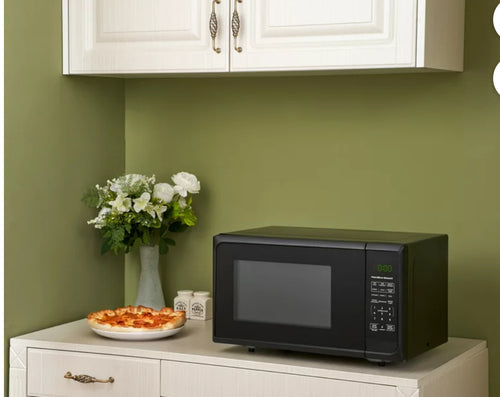 Hamilton Beach 0.9 Cu. ft. Matte Black Microwave Oven- new - no box or manual