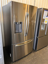 Samsung 27-cu ft French Door Refrigerator with Dual Ice Maker (Fingerprint Resistant Stainless Steel) ENERGY STAR! (NEW - DENTED)