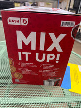 Dash 3 qt. 6 Speed Stand Mixer, Red! New in box