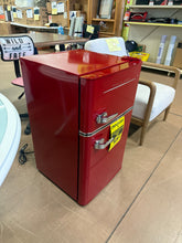 Magic Chef Retro 3.2 cu. ft. 2 Door Mini Refrigerator in Red!! NEW OUT OF BOX!!