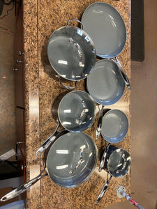 GreenPan Valencia Pro Ceramic 11-piece Cookware Set!! LIGHLTY USED, VERY CLEAN!!