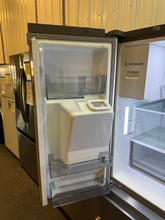 Hisense PureFlat 25.6-cu ft 4-Door Smart French Door Refrigerator with Ice Maker, Water and Ice Dispenser (Stainless Steel) ENERGY STAR!! BRAND NEW!!