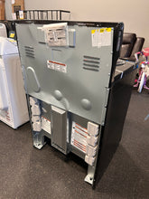 Whirlpool 30-in 4 Elements 4.8-cu ft Freestanding Electric Range (Black)! (NEW - DENTED)