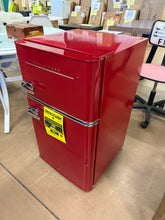 Magic Chef Retro 3.2 cu. ft. 2 Door Mini Refrigerator in Red!! NEW OUT OF BOX!!