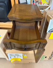 Tresanti Chairside Table with Power!

-Brand new out of the box