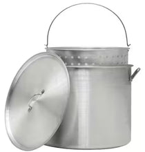 42 Qt. Aluminum Pot with Strainer Basket! (BRAND NEW)