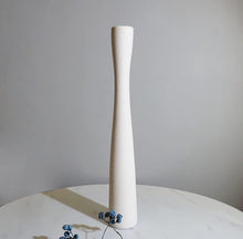 AETVRNI Ceramic Vase - 20" Tall White Floor Vase for Decor Living Room,Modern Minimalist Slender Vase for Flowers,Branches and Dried Flowers,Skinny Long Vases for Decorative Fireplace Bedroom Kitchen**New in box**