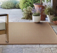 Micro Grid Rectangular Woven Indoor Outdoor Area Rug - 6’7” x 9’! (NEW - WRAPPED IN PLASTIC)