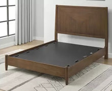 Universal Broadmoore Powell Queen Bed! (NEW - SCRATCHED) - (PHOTOS SHOEN PREVIOUSLY ASSEMBLED FRAME!)