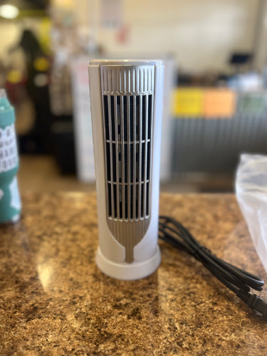 PTC Room / Area HEATER - NEW IN BOX!!!

11” tall

HIGH EFFICIENCY!
