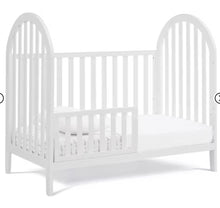 Delta Children Milano 4-in-1 Convertible Crib, White! (NEW IN BOX)