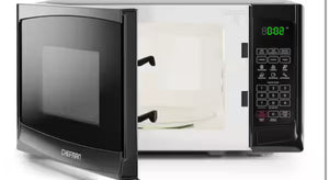 Chefman 0.7 cu. ft.Countertop Microwave in Black with Presets, Power Levels, Mute, 30 Seconds, Eco Mode, Child lock, 700 Watts! (NEW IN BOX)