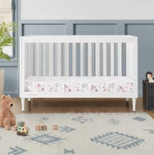 Delta Children Bowie 4-in-1 Convertible Acrylic Crib, White! - Greenguard Gold Certified! (NEW IN BOX)