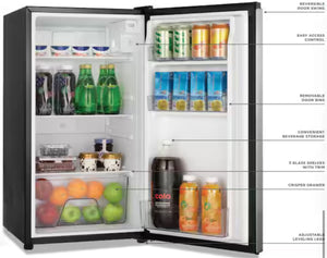 Magic Chef 3.2 cu. ft. Mini Refrigerator in White, ENERGY STAR! (NEW IN BOX)