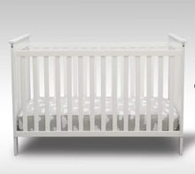 Delta Children Adley 3-in-1 Convertible Crib, White! (NEW IN BOX)