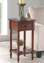 French Country Mahogany Khloe Accent Table! (NEW IN BOX)
