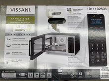 Vissani 1.5 cu. ft. Countertop Convection Microwave in Fingerprint Resistant Stainless Steel with Air Fryer and Sensor cooking! (NEW IN BOX)