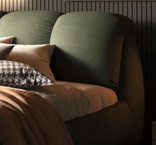 High End Green Wood Frame Queen Upholstered Platform Bed with Oversize Headboard, Thickened Slats, Pleating Bed Body! (NEW IN BOX’S)