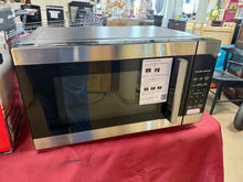 Hamilton Beach 1.6 Cu ft Sensor Cook Countertop Microwave Oven in Stainless Steel- WE DO NOT SHIP!!