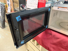 Hamilton Beach 1.6 Cu ft Sensor Cook Countertop Microwave Oven in Stainless Steel- WE DO NOT SHIP!!