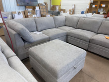 Thomasville Tisdale 6-Piece Modular Sectional with Storage Ottoman, Taupe — BRAND NEW!!