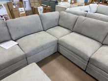 Thomasville Tisdale 6-Piece Modular Sectional with Storage Ottoman, Taupe — BRAND NEW!!