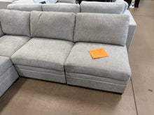 Thomasville Tisdale 6-Piece Modular Sectional with Storage Ottoman, Taupe — BRAND NEW!!
