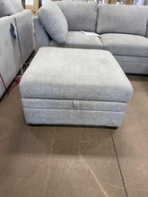 Thomasville Tisdale 6-Piece Modular Sectional with Storage Ottoman, Taupe — BRAND NEW!!