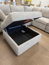 Thomasville Tisdale 6-Piece Modular Sectional with Storage Ottoman, Taupe — BRAND NEW!!