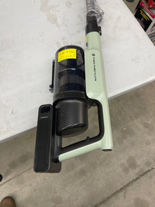Tineco GO PET, the ultimate cordless stick vacuum cleaner specifically designed for pet owners. USED - good condition