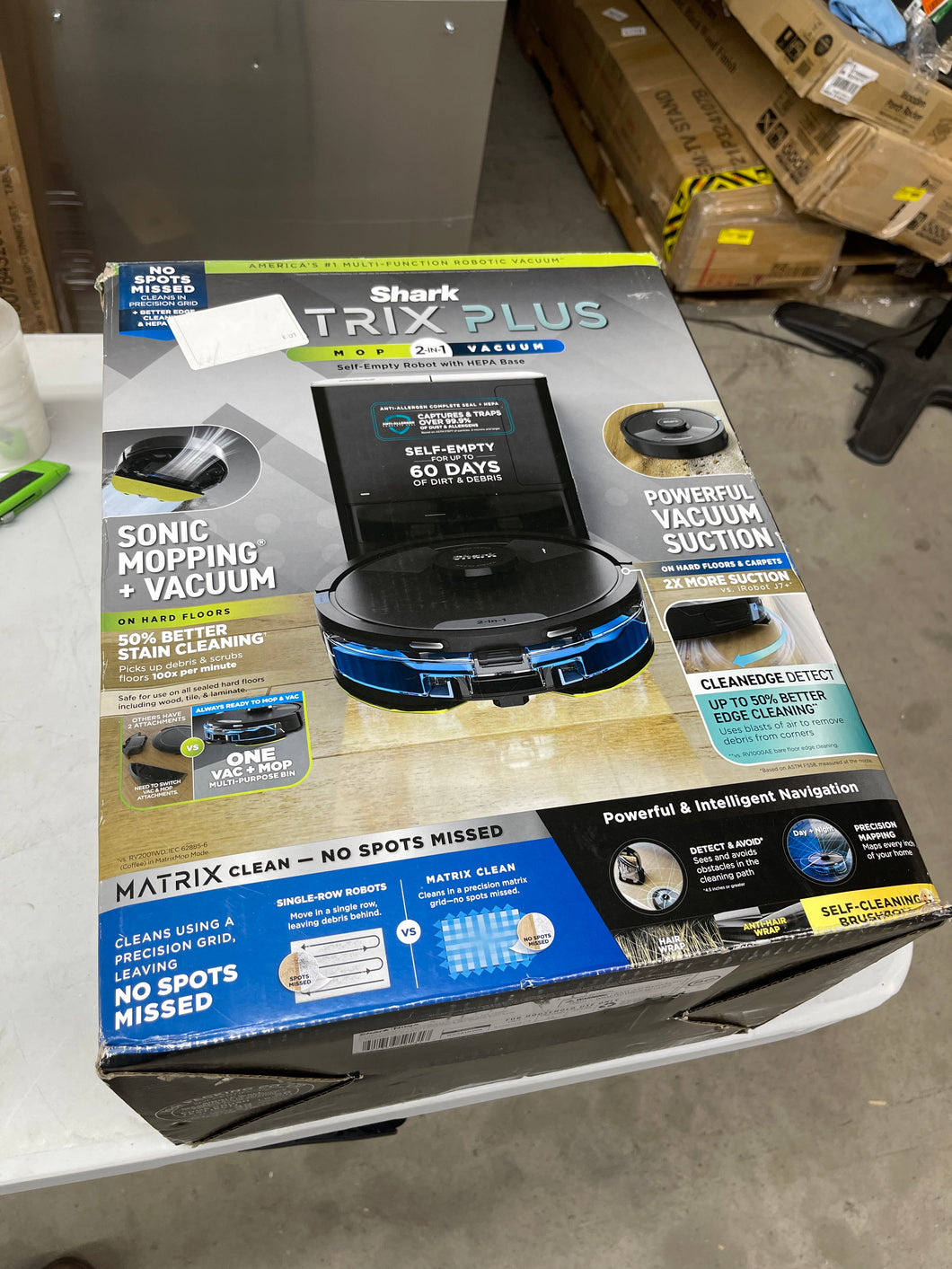 Shark Matrix™ Plus 2-in-1 Robot- slightly used- will need mop pads.