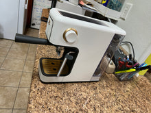 Beautiful Slim Espresso Machine with 20-Bar Pressure, White Icing by Drew Barrymore used tested works great!!!