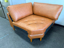 SINGLE CORNER ACCENT CHAIR! (NEW)