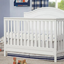 DaVinci Charlie 4 in 1 Wood Convertible Crib in White! (NEW IN BOX)