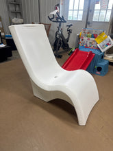 Step-2 Skye In-Pool Ledge Outdoor Lounger!! BRAND NEW- WE DO NOT SHIP!!