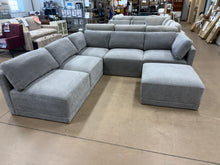 Thomasville Fallon 6-Piece Modular Sectional with Ottoman – Gray!! BRAND NEW!!