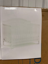 DaVinci Charlie 4 in 1 Wood Convertible Crib in White! (NEW IN BOX)