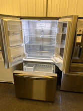 LG InstaView 25.5-cu ft Counter-depth Smart French Door Refrigerator with Dual Ice Maker (Stainless Steel) ENERGY STAR! (DEPARTMENT STORE RETURN - NEW NEVER USED - DENTED)
