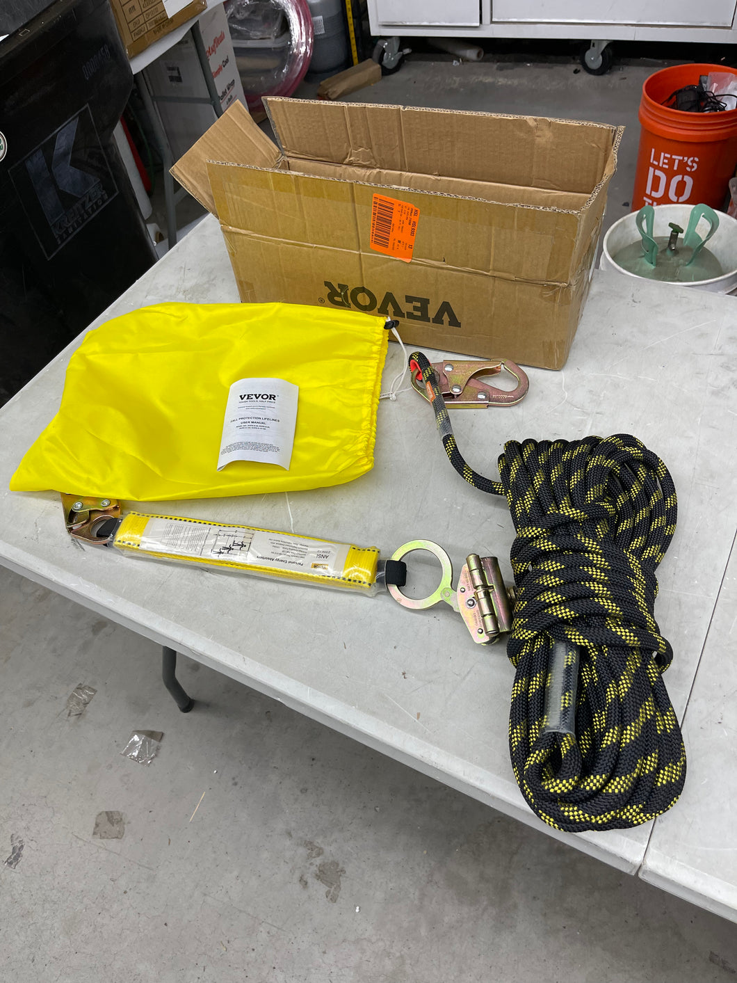 50 ft. Fall Protection Rope Polyester Roofing Rope Climbing Lanyard CE Compliant Fall Arrest Protection Equipment- NEW