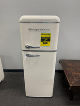 Frigidaire 7.5 Cu. Ft. Top Mount Retro Refrigerator Freezer Combo, Apartment Size Upright Fridge Freezer -CREAM