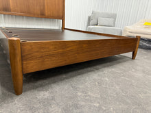 Universal Broadmoore Powell Queen Bed! (NEW - SCRATCHED) - (PHOTOS SHOEN PREVIOUSLY ASSEMBLED FRAME!)
