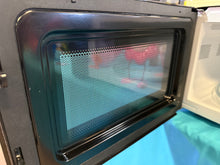 Mainstays 1.1 Cu ft Countertop Microwave Oven, 1000 Watts, Black! (USED/SCRATCHED/CLEAN - WORKS GREAT!)