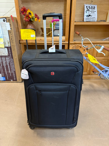 SWISSGEAR 32” Zurich Softside Large Checked Suitcase! (NEW)