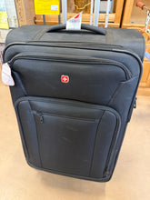 SWISSGEAR 32” Zurich Softside Large Checked Suitcase! (NEW)