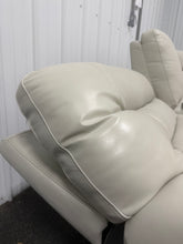 COSTCO AUBREY 7-PIECE LEATHER ZERO GRAVITY POWER RECLINING SECTIONAL!! (BRAND NEW!!) 🔥