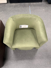 Braedin Upholstered Accent Chair & Storable Ottoman, No Assembly Required- WE DO NOT SHIP!!