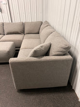 Thomasville Cayson 4-piece Fabric Sectional with Chaise and Ottoman! - (Photos Shown)!