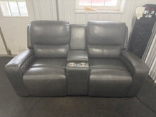 DOMINICK LEATHER POWER RECLINING LOVESEAT WITH POWER HEADRESTS & CENTER CONSOLE!! (BRAND NEW) 🔥