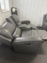 DOMINICK LEATHER POWER RECLINING LOVESEAT WITH POWER HEADRESTS & CENTER CONSOLE!! (BRAND NEW) 🔥
